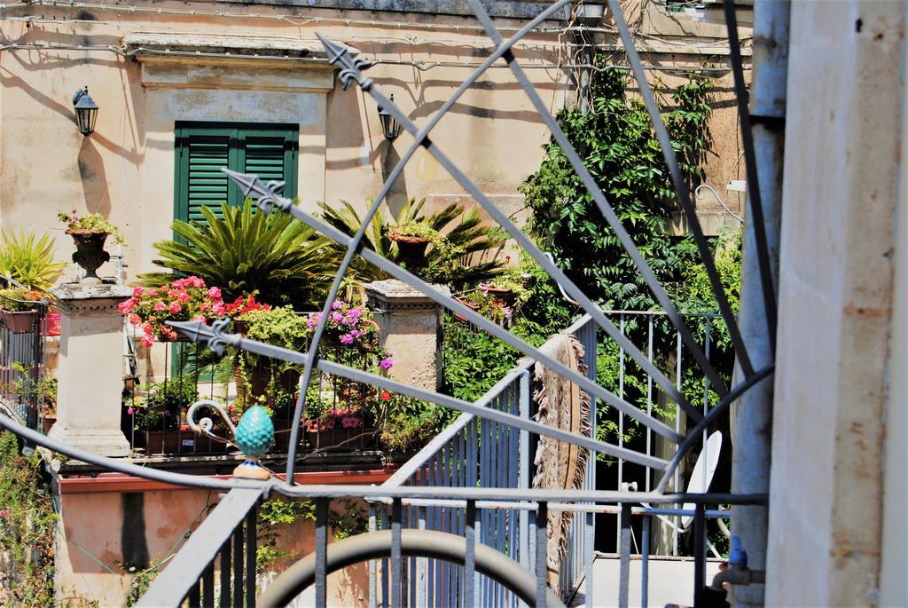 Baroque Modica Villa Exterior photo